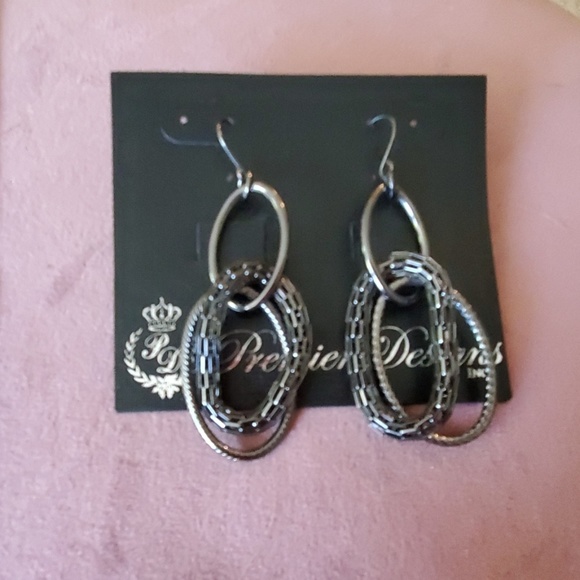 Premier Designs Necklace set - Picture 3 of 3